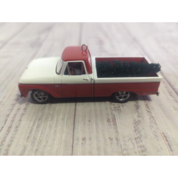 2012 Hallmark 1966 Ford F100 All American Truck Series #18 Christmas Ornament D1 - Picture 7 of 7